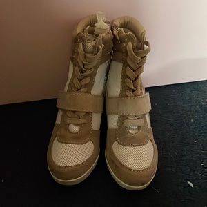 Sneaker Wedges